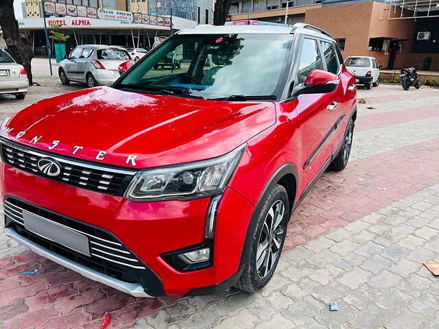 Used Mahindra XUV300 [2019-2024] 1.5 W8 (O) [2019-2020] in Ahmedabad