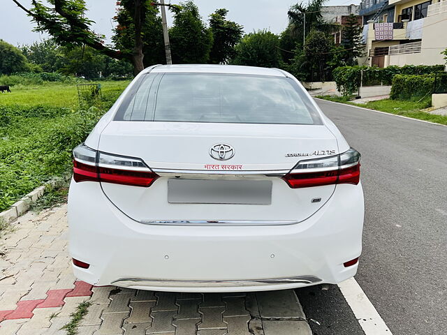 Used Toyota Corolla Altis GL Petrol in Delhi