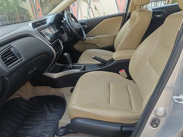 Used Honda City 4th Generation VX CVT Petrol [2017-2019] in Hyderabad