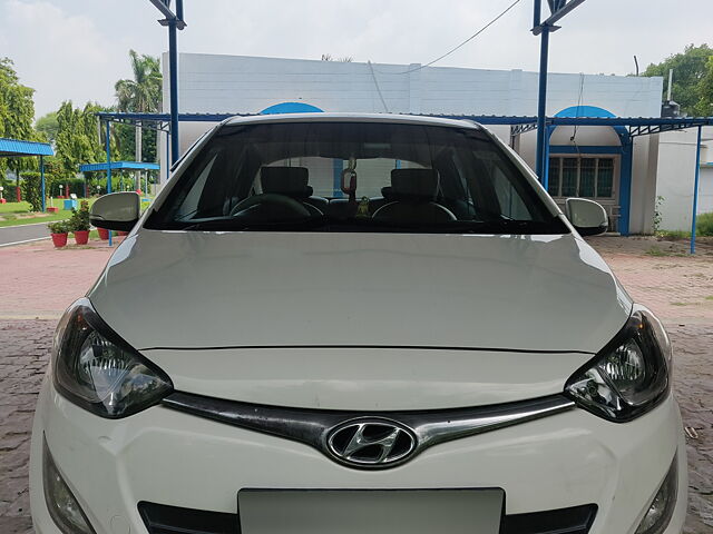 Used Hyundai i20 [2012-2014] Sportz 1.4 CRDI in Allahabad