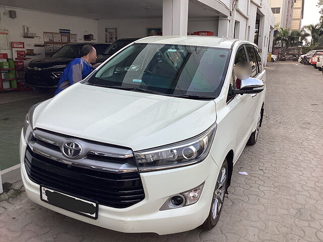 Used 2017 Toyota Innova Crysta in Kolkata