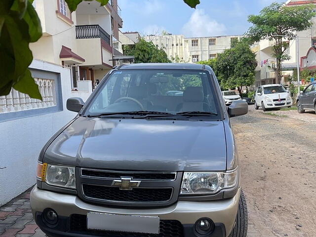 Used 2016 Chevrolet Tavera in Gandhinagar