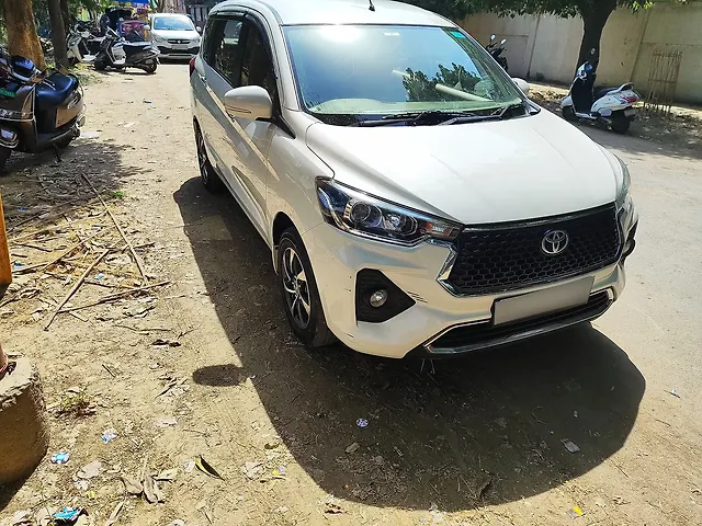 Used 2024 Toyota Rumion in Lucknow