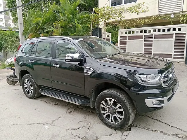 Used Ford Endeavour [2016-2019] Titanium 3.2 4x4 AT in Hyderabad