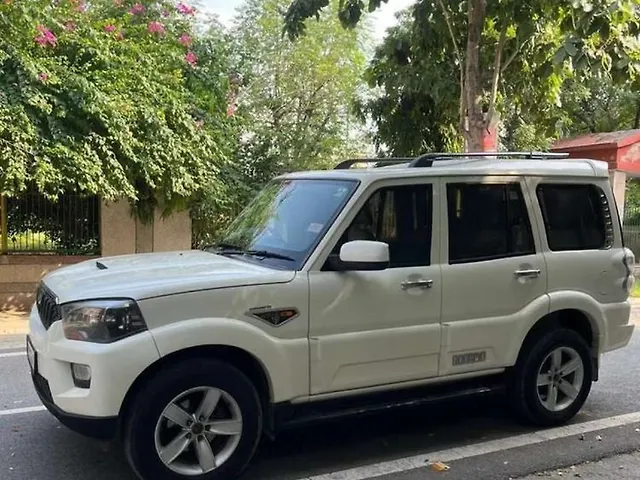 Used 2015 Mahindra Scorpio in Jalandhar