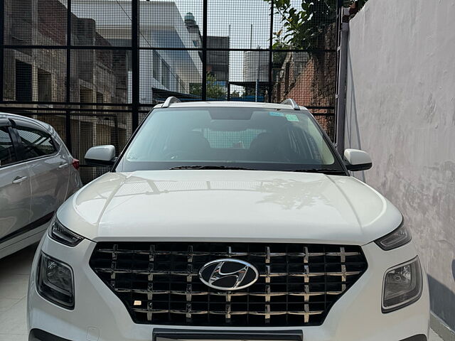 Used 2022 Hyundai Venue in Chandigarh