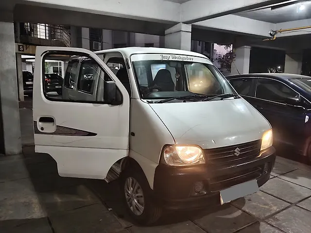 Used 2014 Maruti Suzuki Eeco in Surat Used 2014 Maruti Suzuki Eeco in Surat