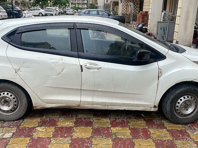 Used Tata Altroz XE Petrol [2020-2023] in Delhi