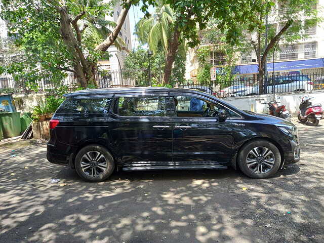 Used 2022 Kia Carnival in Mumbai