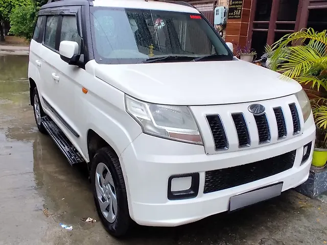 Used Mahindra XUV 3XO AX5 Diesel 1.5L Turbo Automatic (AMT) in Jalandhar Used Mahindra XUV 3XO AX5 Diesel 1.5L Turbo Automatic (AMT) in Jalandhar