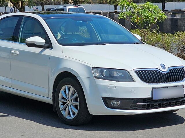 Used 2016 Skoda Octavia in Pune