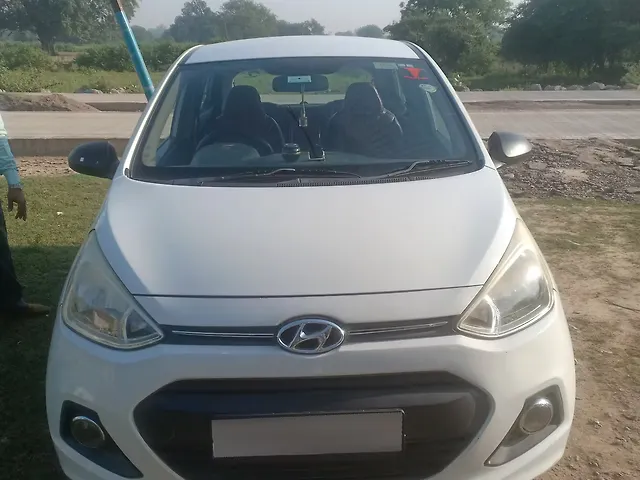Used 2015 Hyundai i10 in Chitrakoot