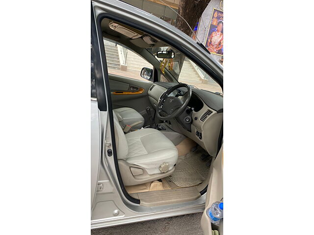 Used Toyota Innova [2009-2012] 2.5 VX 7 STR in Hyderabad