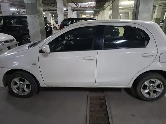 Used 2012 Toyota Etios Liva in Noida