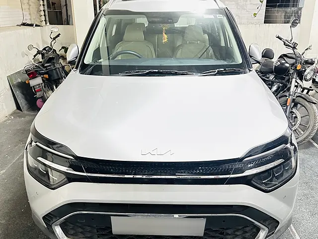 Used 2022 Kia Carens in Hyderabad