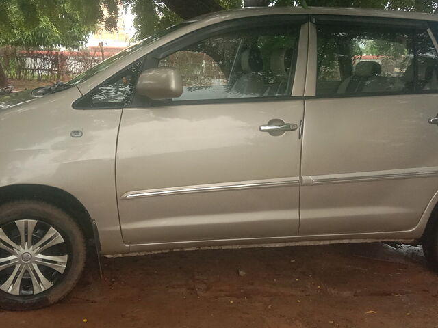 Used Toyota Innova [2009-2012] 2.5 GX 8 STR BS-IV in Gudur