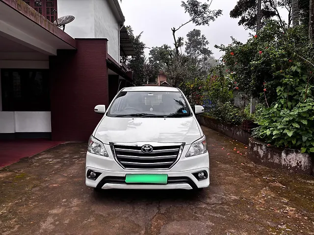 Used 2014 Toyota Innova in Wayanad