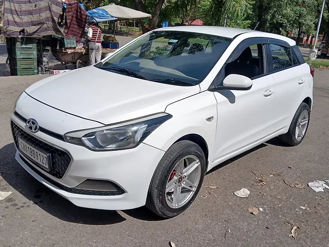 Used 2015 Hyundai Elite i20 in Chandigarh Used 2015 Hyundai Elite i20 in Chandigarh