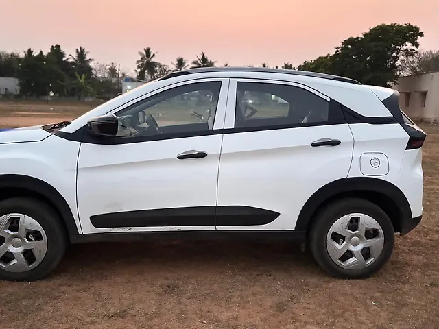 Used Tata Nexon Smart Plus S 1.2 iCNG [2024-2025] in Kancheepuram