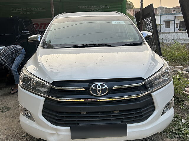 Used 2016 Toyota Innova Crysta in Satna