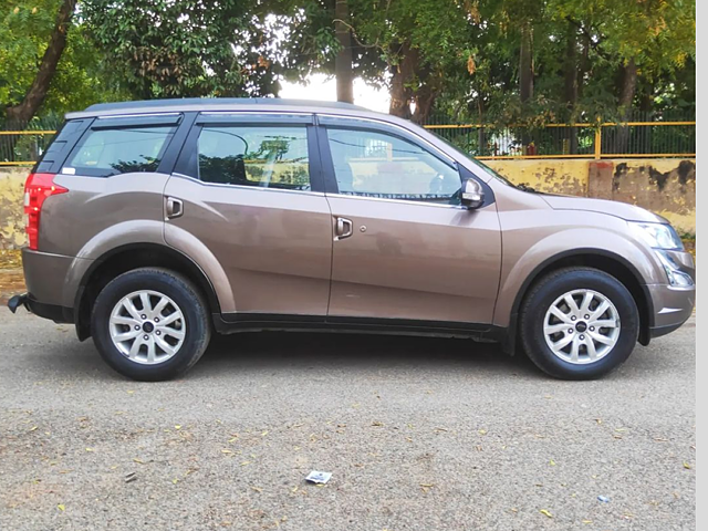 Used Mahindra XUV500 [2015-2018] W10 in Agra