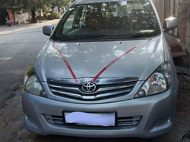 Used 2010 Toyota Innova in Udaipur