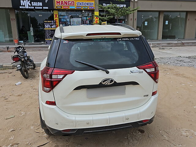 Used Mahindra XUV500 W9 [2018-2020] in Ahmedabad