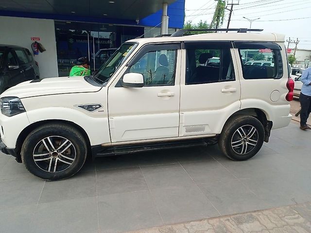 Used Mahindra Scorpio 2021 S7 in Morbi