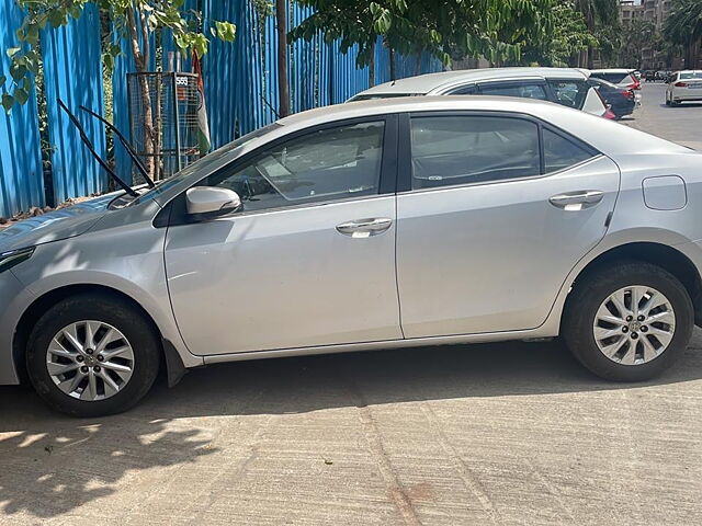 Used Toyota Corolla Altis G Petrol in Thane