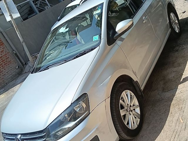 Used Volkswagen Vento [2015-2019] Highline 1.2 (P) AT in Vadodara
