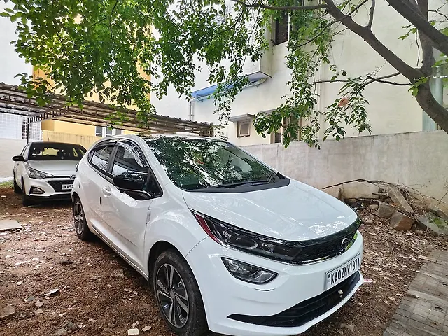 Used 2025 Tata Altroz in Bangalore