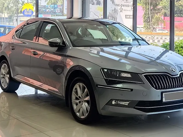 Used 2017 Skoda Superb in Vellore