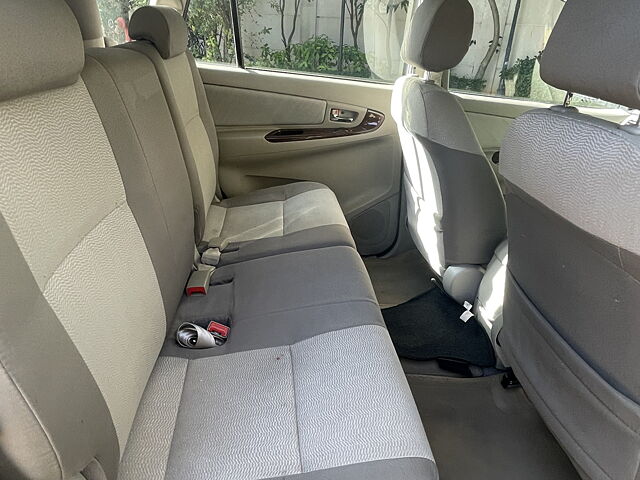 Used Toyota Innova [2013-2014] 2.5 VX 8 STR BS-IV in Bangalore