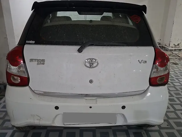Used Toyota Platinum Etios VD in Lucknow