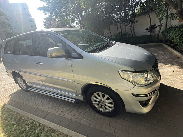 Used Toyota Innova [2013-2014] 2.5 VX 8 STR BS-IV in Bangalore