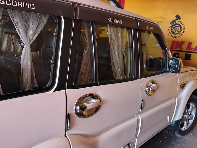 Used 2016 Mahindra Scorpio in Prayagraj Used 2016 Mahindra Scorpio in Prayagraj