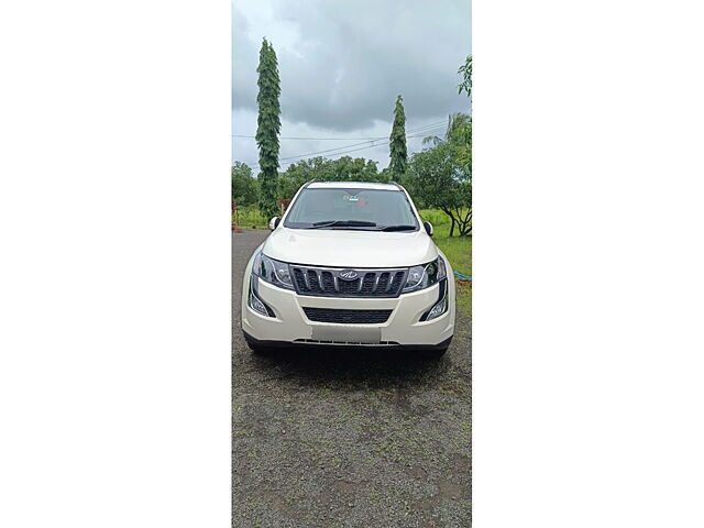 Used 2015 Mahindra XUV500 in Valsad