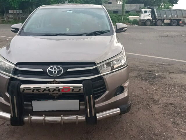 Used Toyota Innova Crysta [2016-2020] 2.4 G 7 STR [2016-2017] in Vadodara