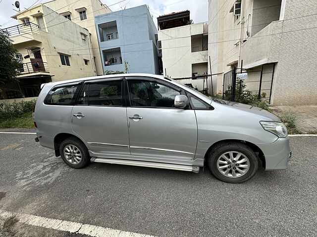 Used Toyota Innova [2013-2014] 2.5 VX 8 STR BS-IV in Bangalore