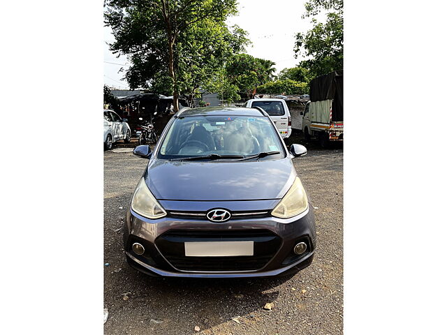 Used Hyundai Grand i10 [2013-2017] Sportz 1.1 CRDi [2016-2017] in Vapi