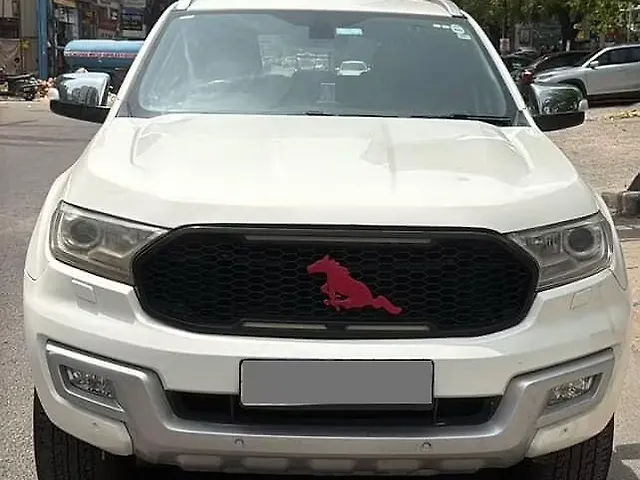 Used 2016 Ford Endeavour in Delhi