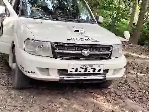 Used 2011 Tata Safari in Begusarai