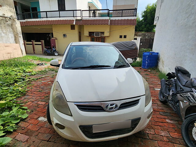 Used 2012 Hyundai i20 in Saharanpur