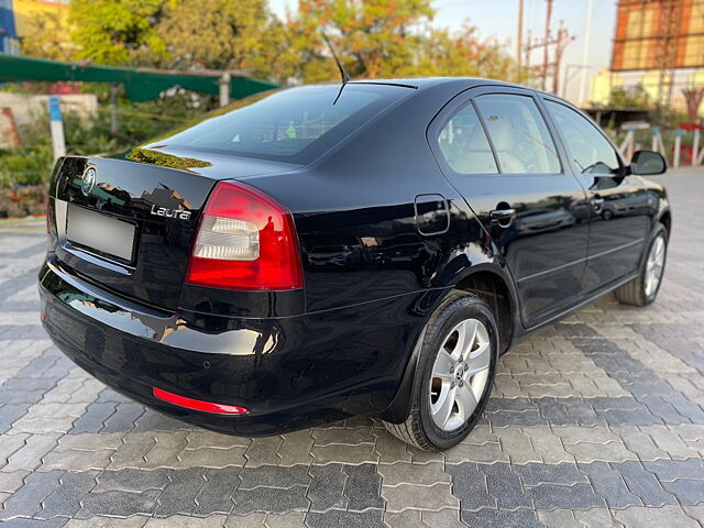 Used Skoda Laura L&K 2.0 TDI AT in Surat