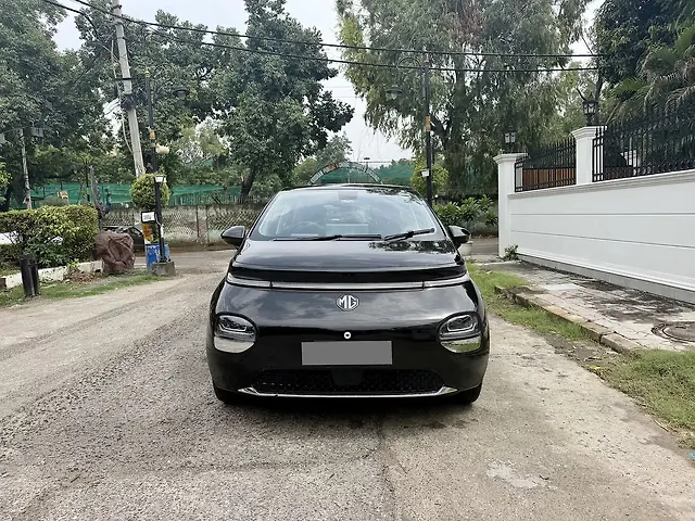 Used 2025 MG Windsor EV in Delhi