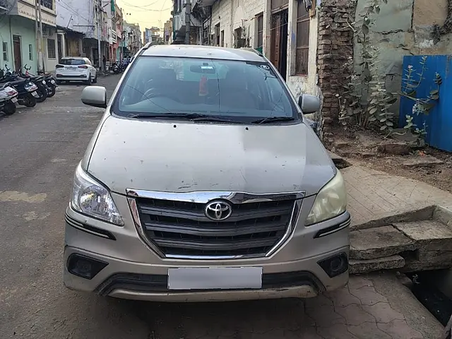 Used 2015 Toyota Innova in Chittorgarh