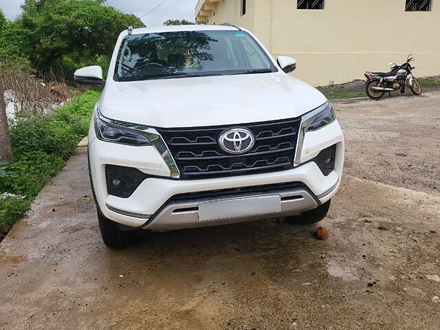 Used Toyota Fortuner 4X2 MT 2.8 Diesel in Bangalore