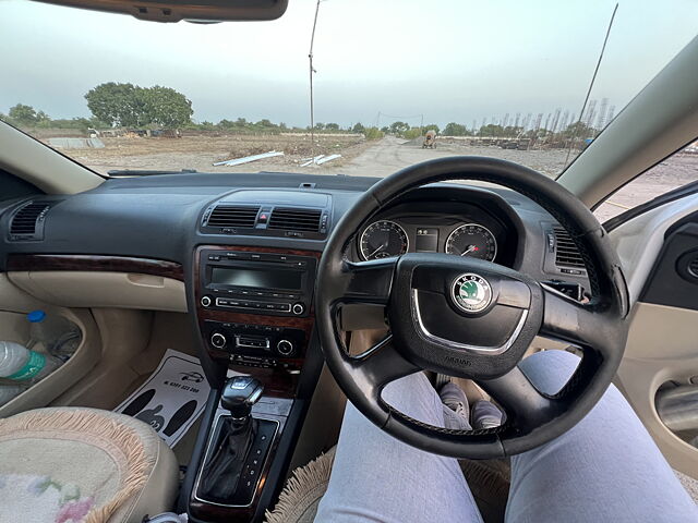 Used Skoda Laura Elegance 2.0 TDI CR AT in Jamnagar