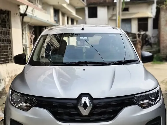 Used 2024 Renault Triber in Deoria