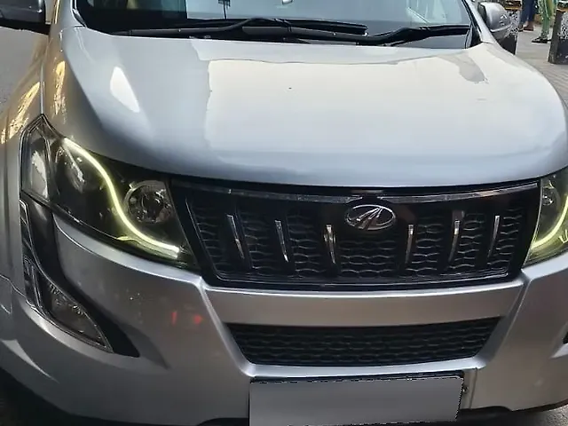 Used 2017 Mahindra XUV500 in Delhi